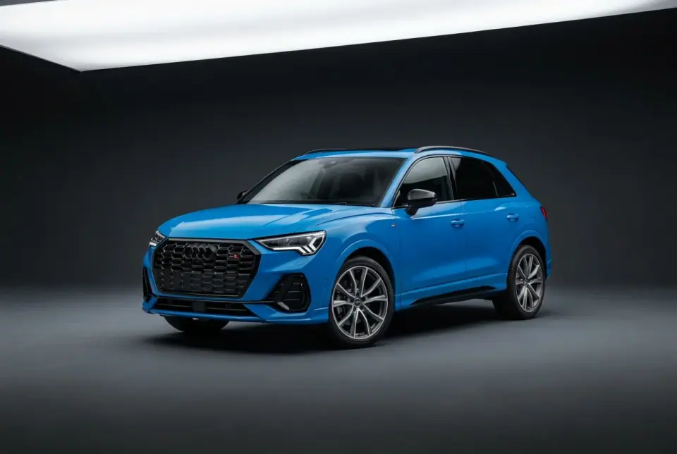 Audi SQ3 — front three quarter