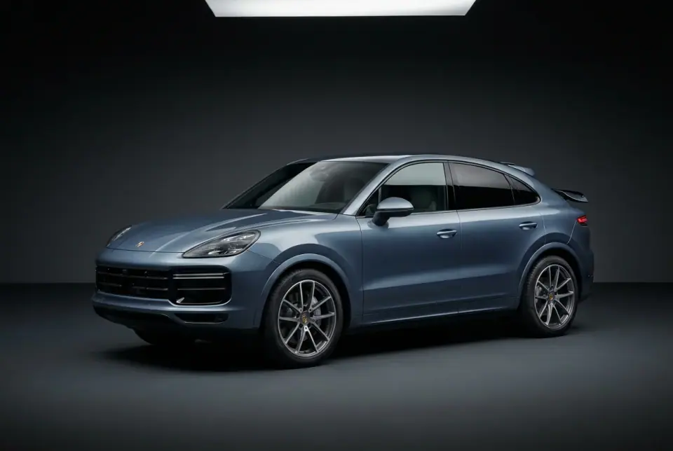 Porsche Cayenne Coupé S — front three quarter